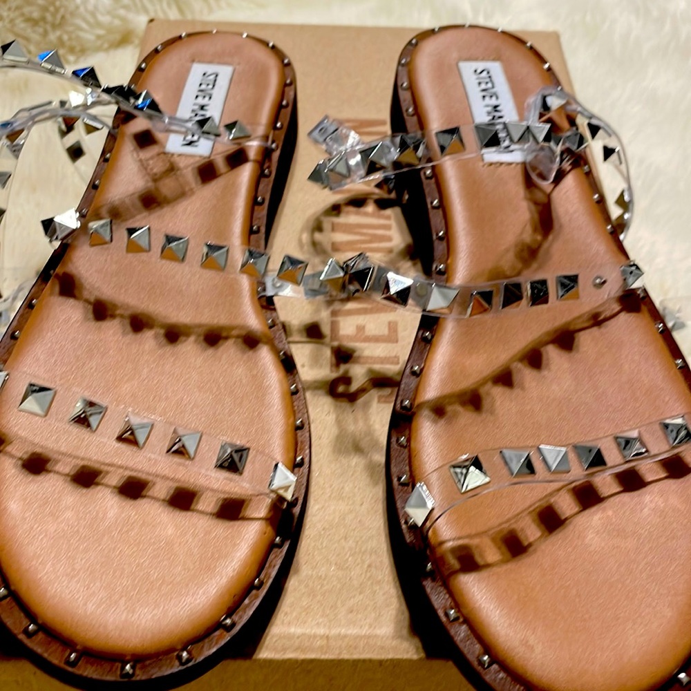 Steve Madden clear and silver sandal brand new never worn